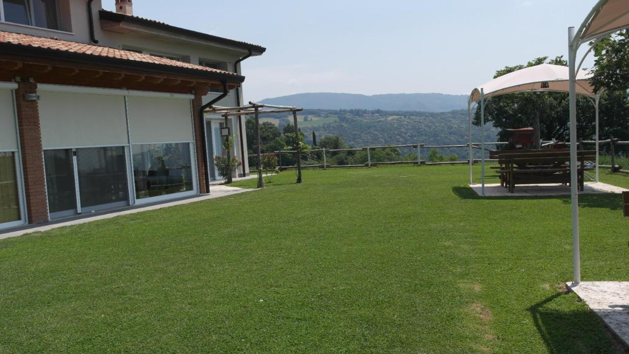 Agriturismo Fattoria Monte Baldo Vista Lago Caprino Veronese Exterior foto