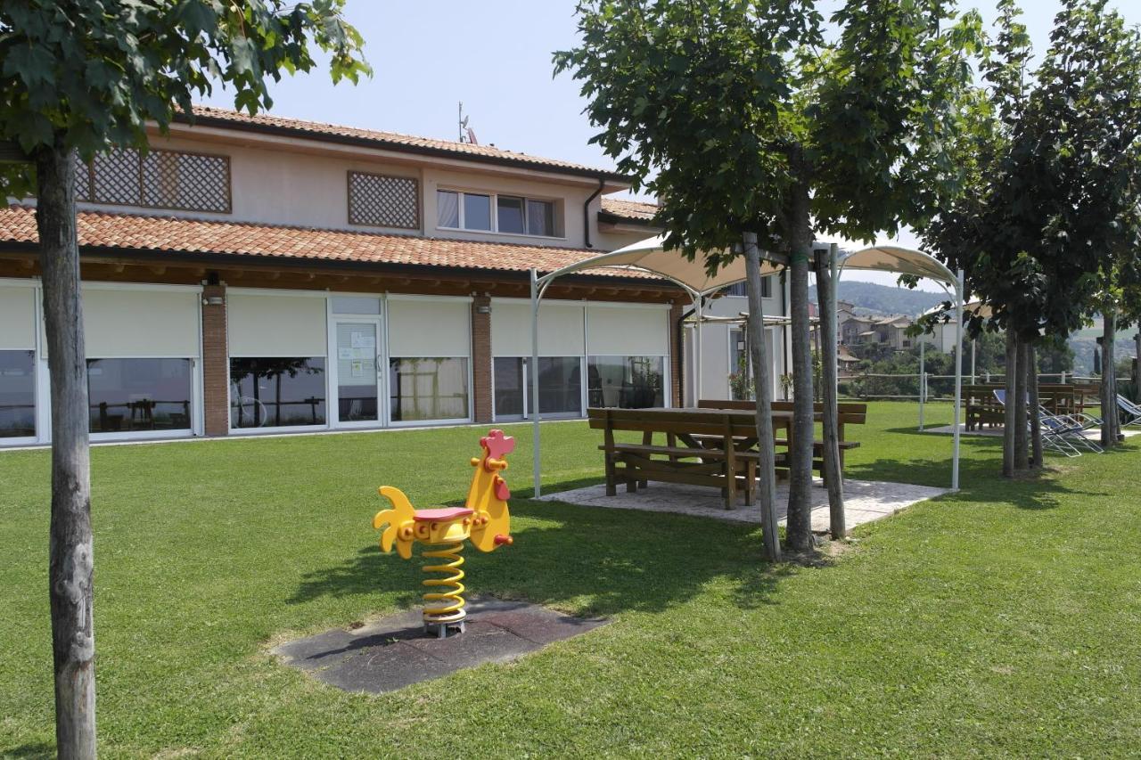 Agriturismo Fattoria Monte Baldo Vista Lago Caprino Veronese Exterior foto