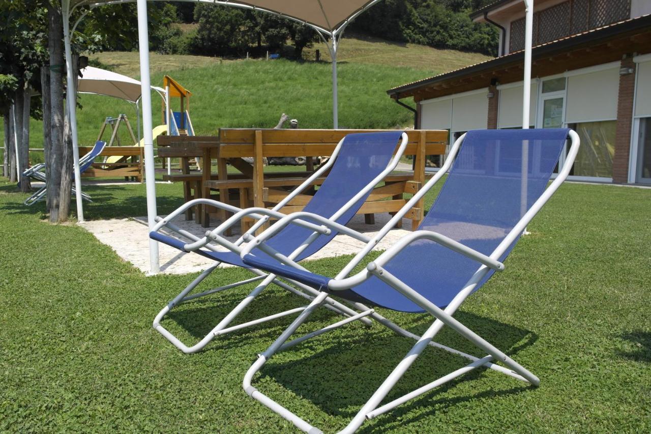Agriturismo Fattoria Monte Baldo Vista Lago Caprino Veronese Exterior foto