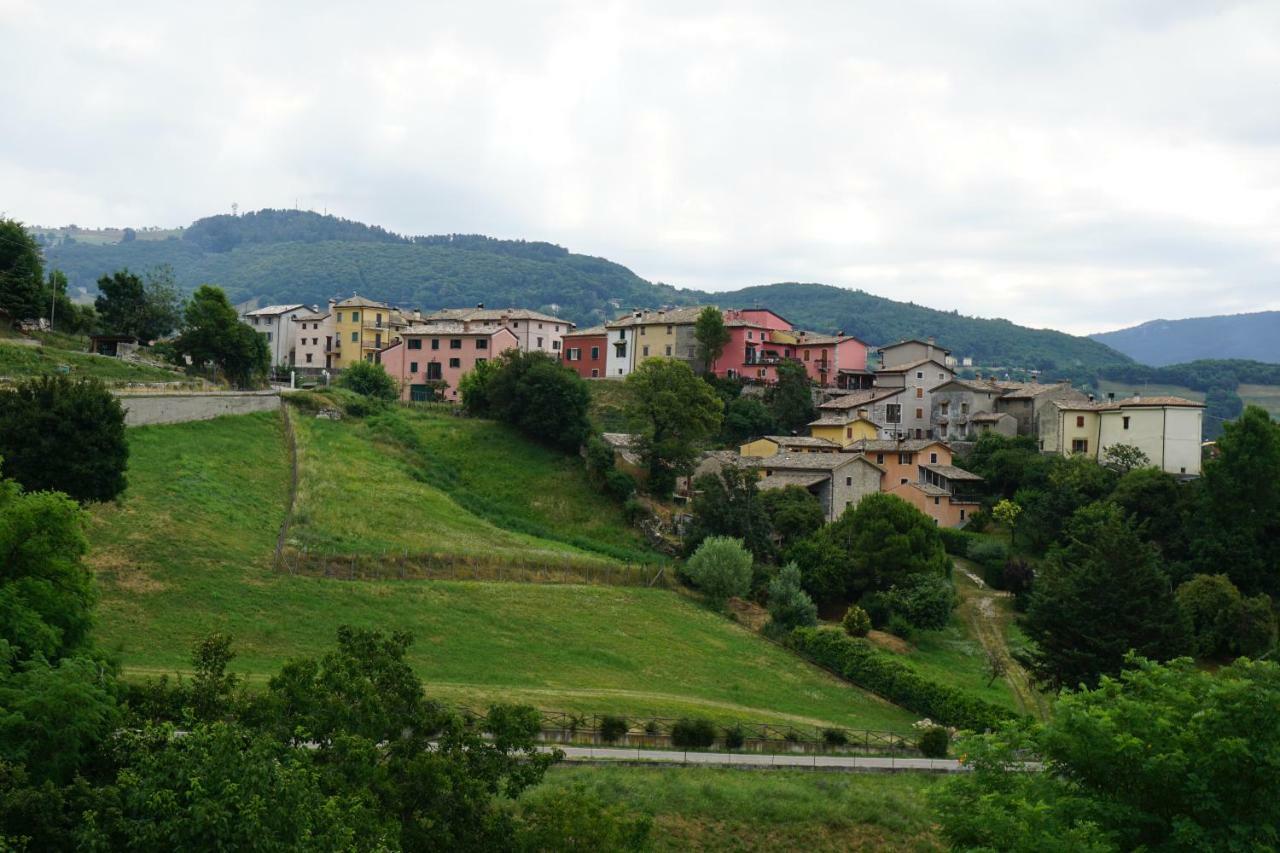 Agriturismo Fattoria Monte Baldo Vista Lago Caprino Veronese Exterior foto